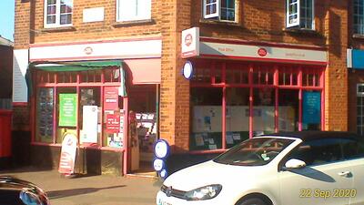 001  London Road     Knebworth Post office