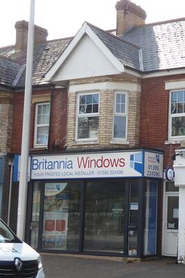 075 Britannia Windows