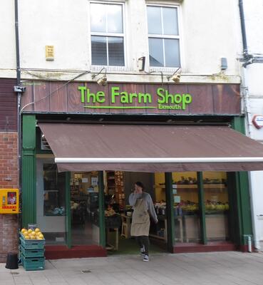 18 The Farm Shop