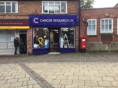 13 Market Street Cancer Research UK