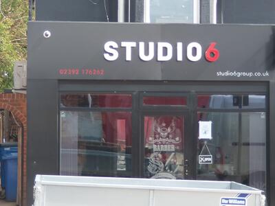 102Elm Studio 6