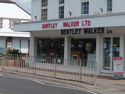 116Elm Bentley Walker