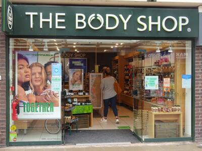 12  Bakers Lane THE BODY SHOP
