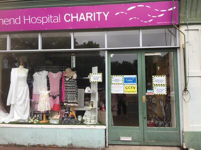 065/067 - Southend Hospital Charity Shop